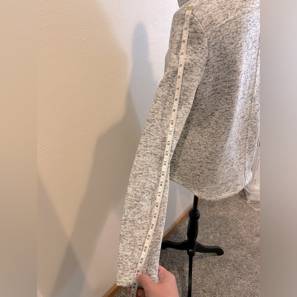 Kyodan outdoor pullover sweater. Size large - Picture 4 of 9